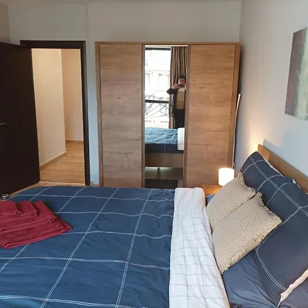 One Bedroom 37- Trakia 54 а *