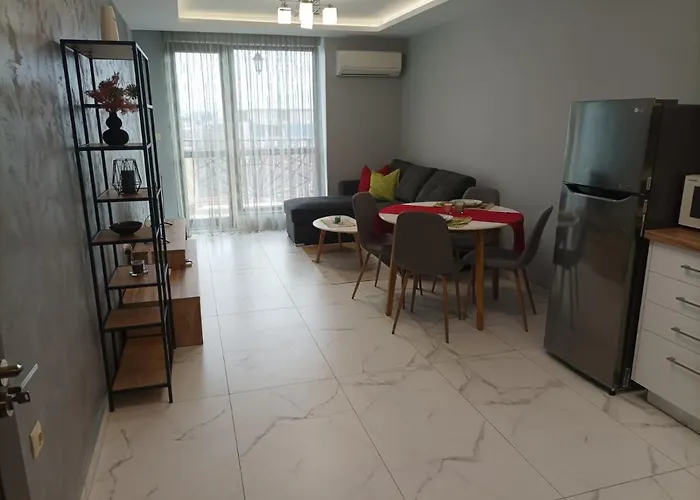 One Bedroom 37- Trakia 54 а アパート *